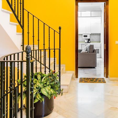 Magico Apartamento En Casa Palacio Del Siglo XVII Sevilla Buitenkant foto