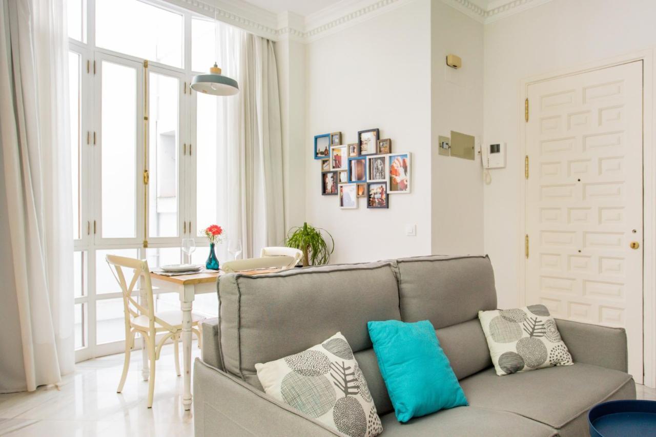 Magico Apartamento En Casa Palacio Del Siglo XVII Sevilla Buitenkant foto