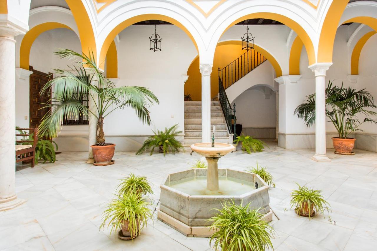Magico Apartamento En Casa Palacio Del Siglo XVII Sevilla Buitenkant foto