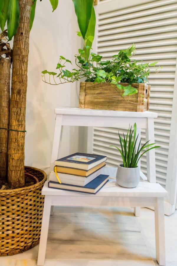 Magico Apartamento En Casa Palacio Del Siglo XVII Sevilla Buitenkant foto