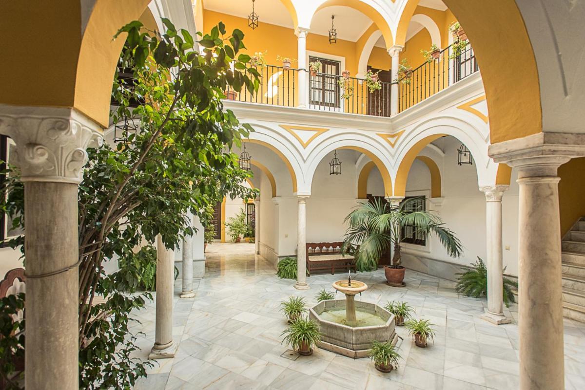 Magico Apartamento En Casa Palacio Del Siglo XVII Sevilla Buitenkant foto
